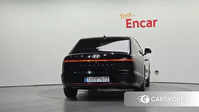 Hyundai Grandeur (GN7) id 4579633 из Кореи 28