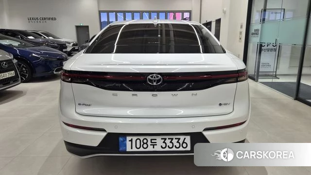 Toyota Crown Crossover id 4669592 из Кореи 13