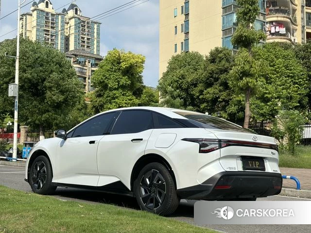 Toyota bZ3 id 4260683 из Китая 11