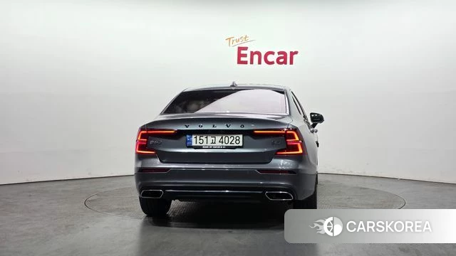 Volvo S60 3rd generation id 3833306 из Кореи 14