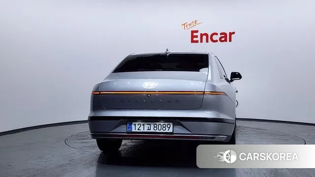 Hyundai Grandeur (GN7) id 3452419 из Кореи 14