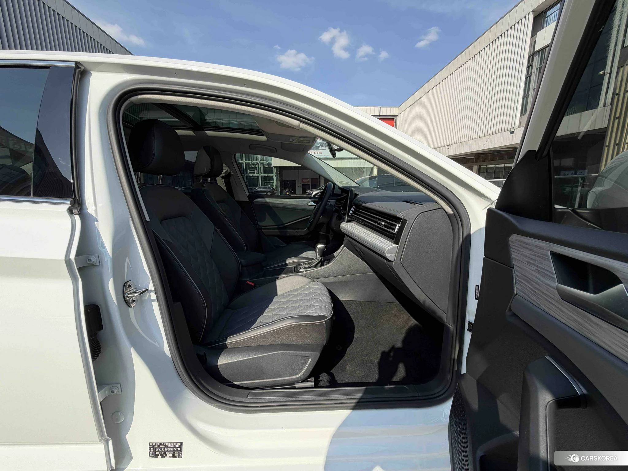 Volkswagen Sagitar id 4441272 из Китая 12