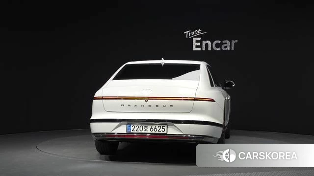 Hyundai Grandeur (GN7) id 4194763 из Кореи 30