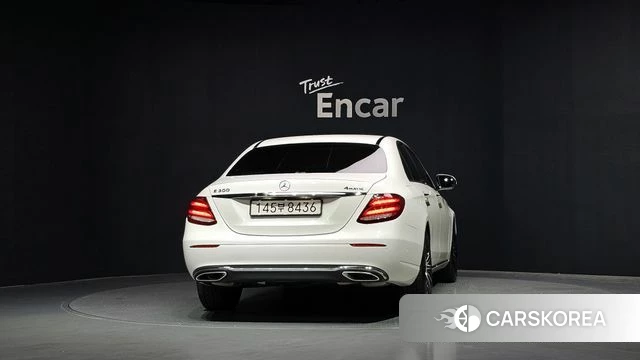 Mercedes-Benz E-Class W213 id 4508328 из Кореи 27