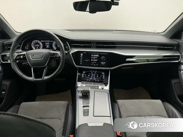 Audi A6L id 4290866 из Китая 9