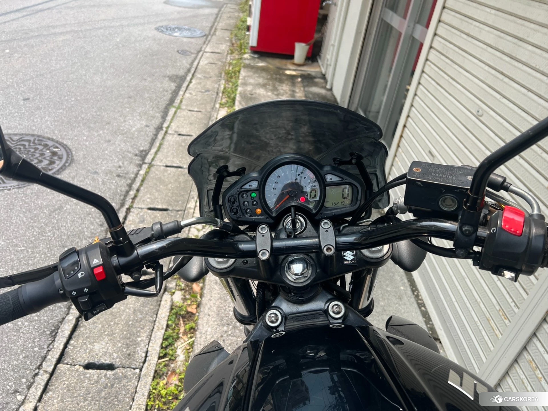 Suzuki GLADIUS 400 ABS id 3947800 из Японии 6