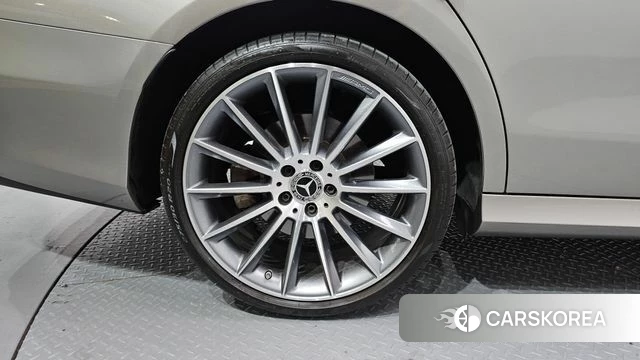 Mercedes-Benz E-Class W213 id 4580173 из Кореи 28