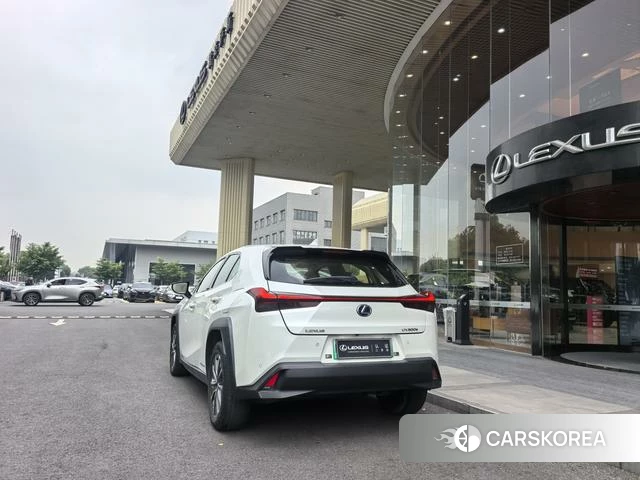 Lexus UX EV id 4297724 из Китая 11