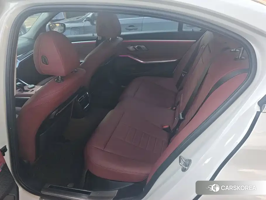 BMW 3 series id 4553953 из Китая 10
