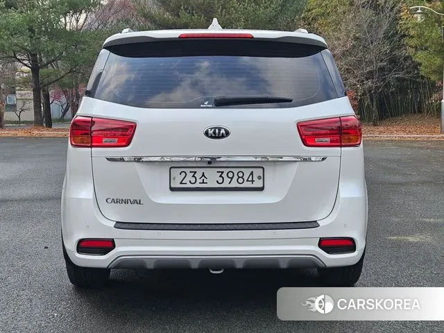 Kia The New Carnival id 3469606 из Кореи 14