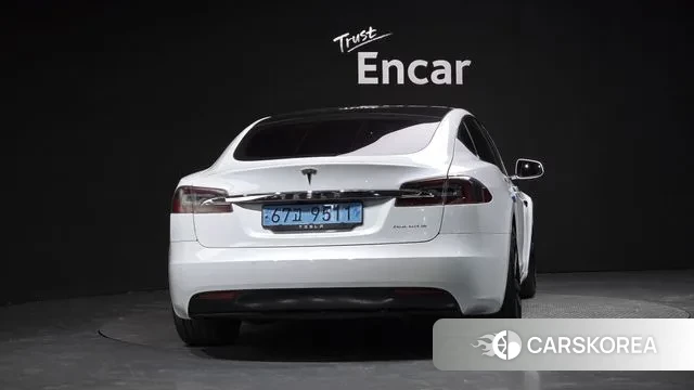 Tesla Model S id 3708915 из Кореи 14