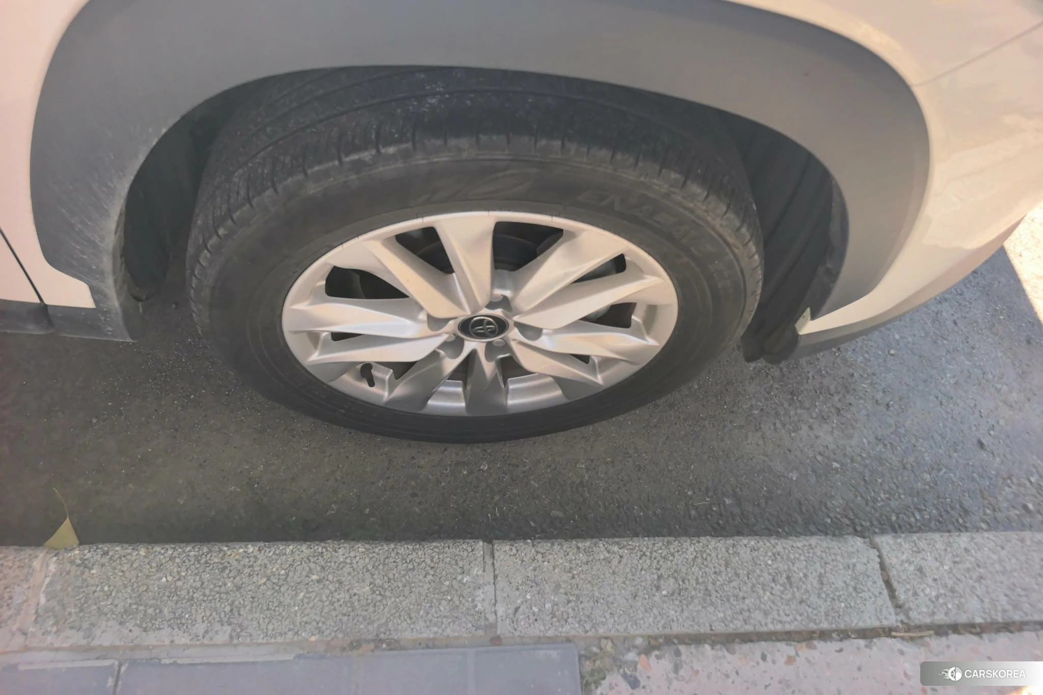 Toyota Corolla id 4510442 из Китая 11