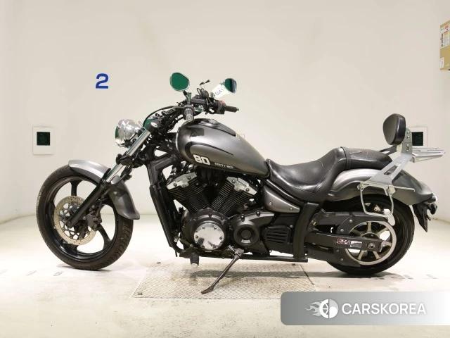 Проданный Yamaha XVS 1300 CA STRYKER 2016 из Японии
