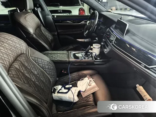 BMW 7 Series (G11) 2021 Черный из Кореи, фото 4