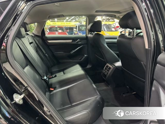 Honda Accord id 4258736 из Китая 16