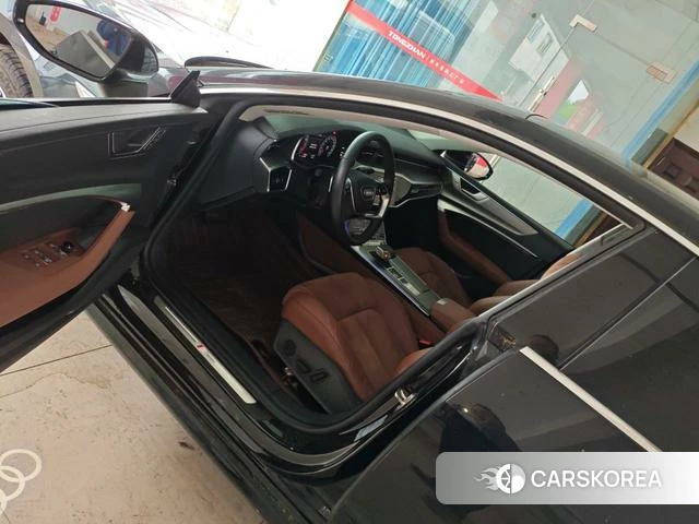 Audi A7L 2024 Черный из Китая, фото 4