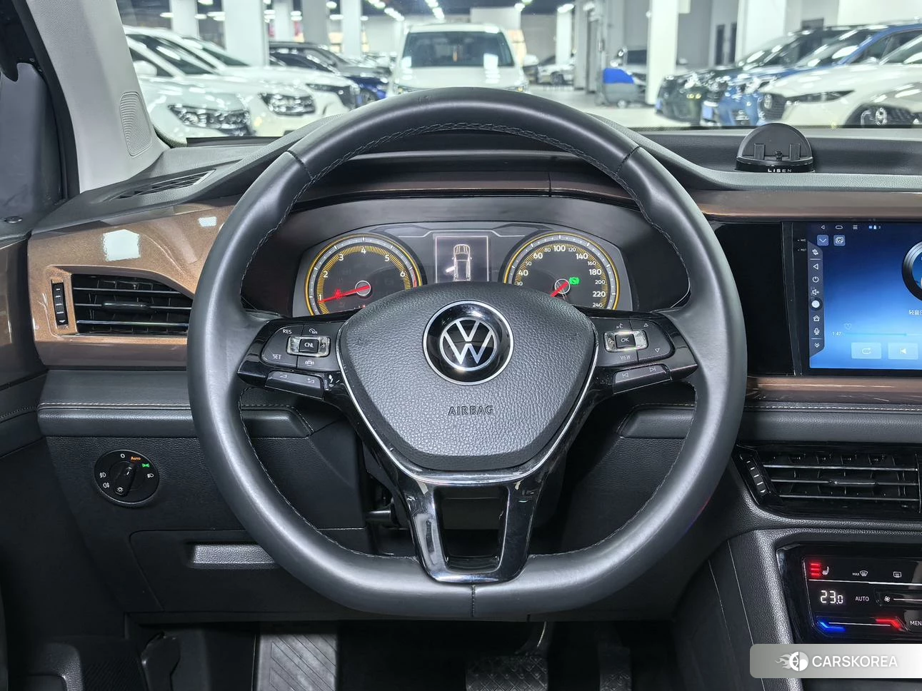 Volkswagen Tuyue id 4455321 из Китая 17