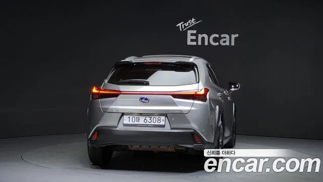 Lexus UX250h id 2917490 из Кореи 14