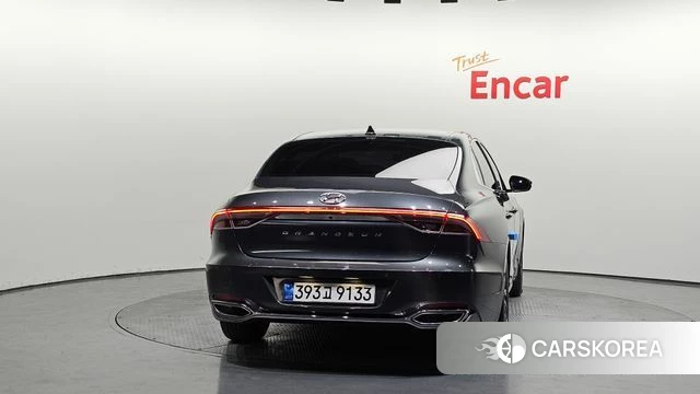 Hyundai The New Grandeur IG id 3923049 из Кореи 14