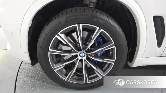 BMW X5 (G05) id 3395806 из Кореи 14