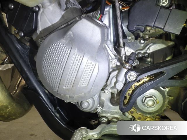 Engine photo