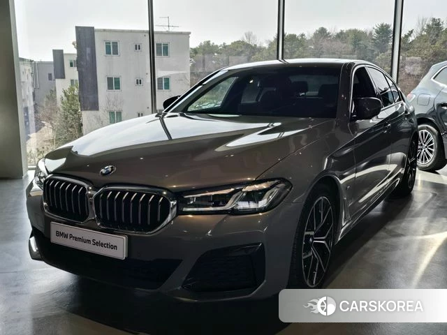 BMW 5 Series (G30) id 3833581 из Кореи 14