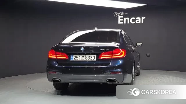 BMW 5 Series (G30) id 3754725 из Кореи 14