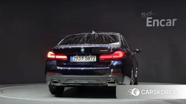 BMW 5 Series (G30) id 3165636 из Кореи 14