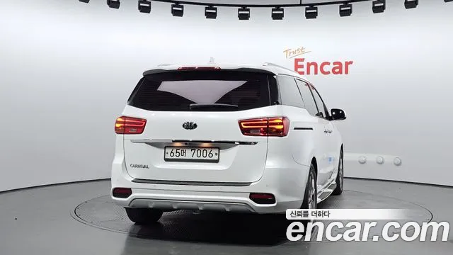 Kia The New Carnival id 2802965 из Кореи 14