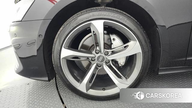 Audi A6 (C8) id 4542771 из Кореи 29