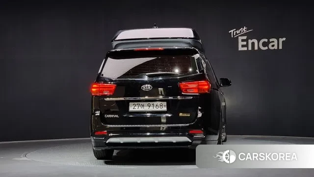 Kia The New Carnival id 3021053 из Кореи 14