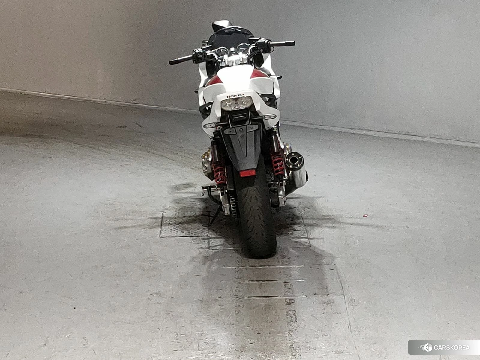 Проданный Honda CB1300SF BOLDOR 2021 из Японии, фото 4