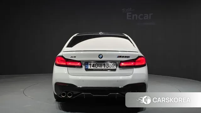 BMW 5 Series (G30) id 3753404 из Кореи 14