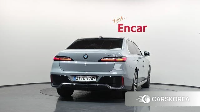 BMW 7 Series (G70) id 3793444 из Кореи 14