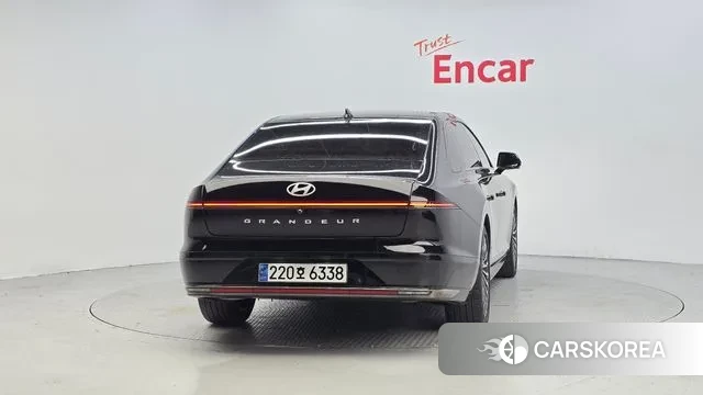 Hyundai Grandeur (GN7) id 3333482 из Кореи 14