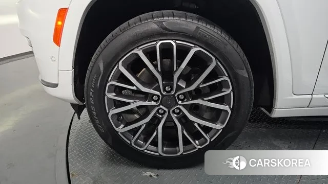 Jeep Grand Cherokee (WL) id 3110232 из Кореи 14