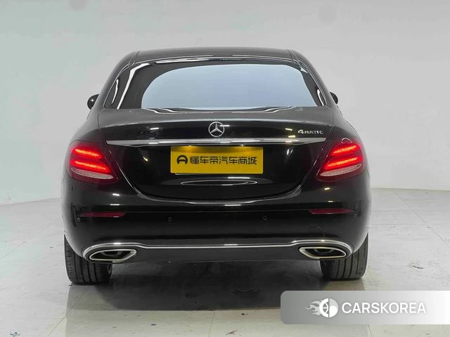 Mercedes-Benz E-class id 3869937 из Китая 14