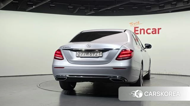 Mercedes-Benz E-Class W213 id 4785658 из Кореи 14