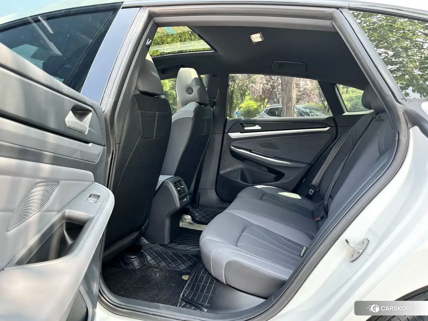 Volkswagen Lamando id 4599833 из Китая 8