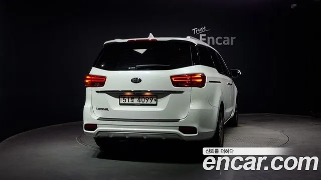Kia The New Carnival id 2951786 из Кореи 14
