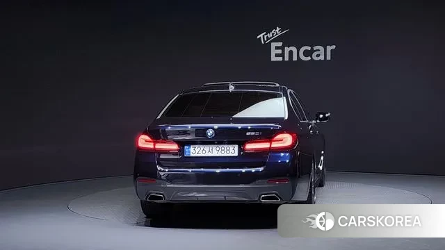 BMW 5 Series (G30) id 2985743 из Кореи 14