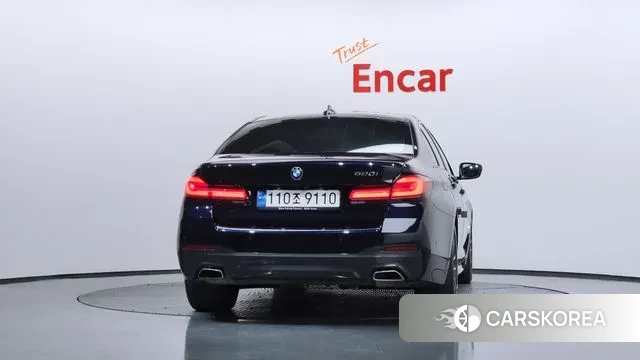 BMW 5 Series (G30) id 3354471 из Кореи 14