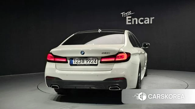 BMW 5 Series (G30) id 3897183 из Кореи 14