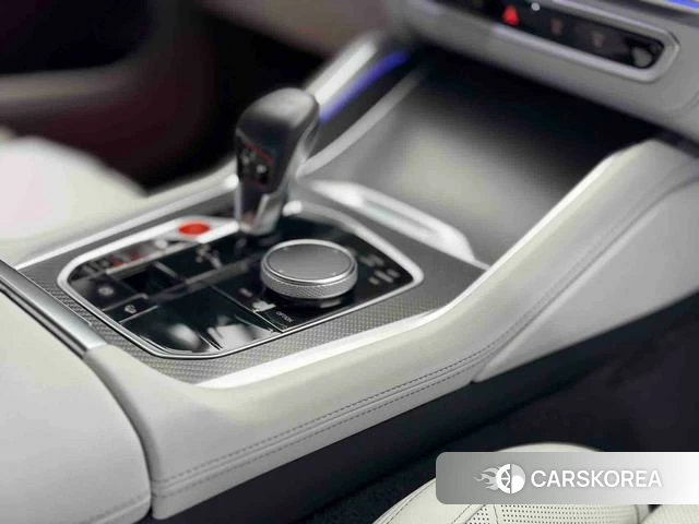 BMW XM id 4265598 из Китая 10