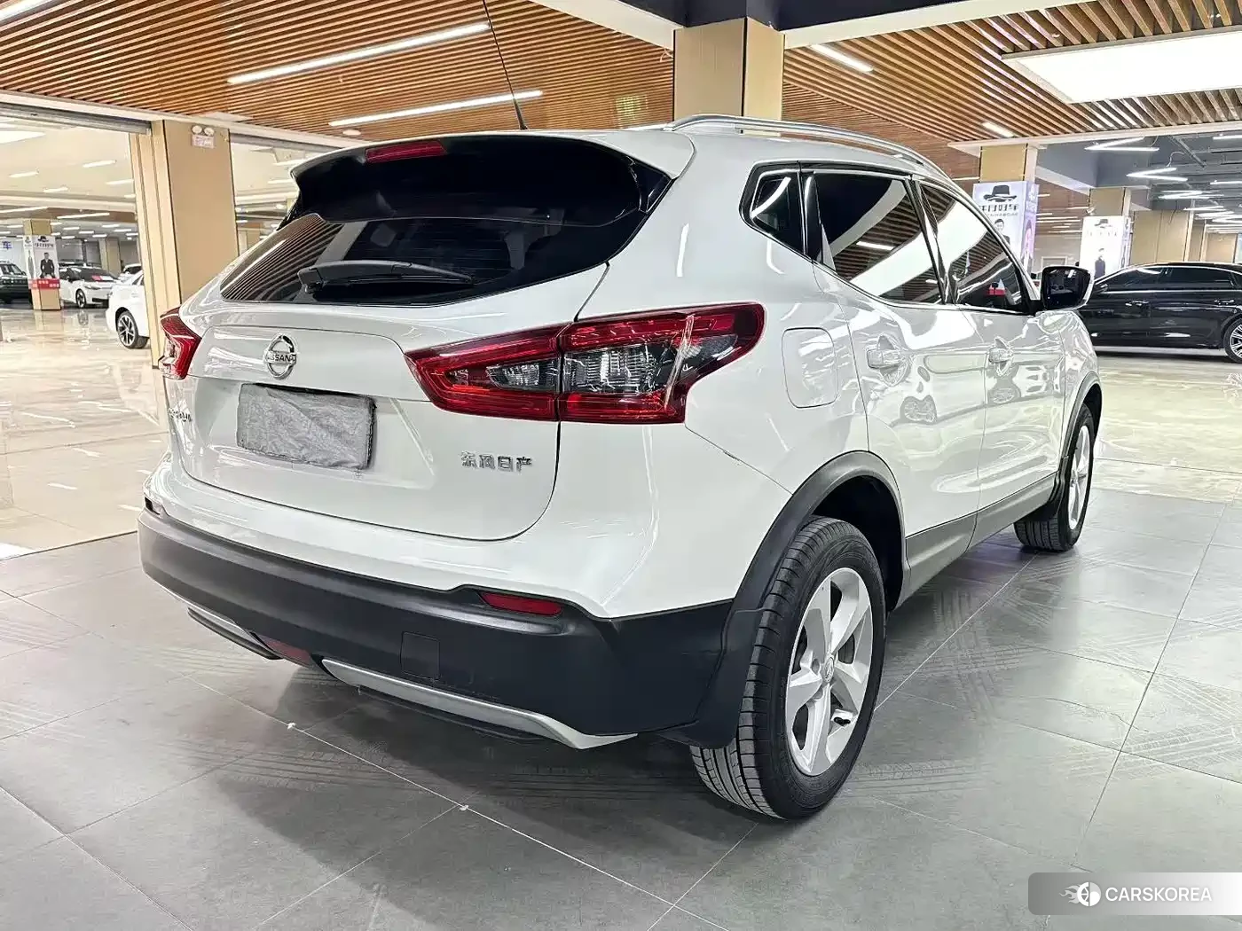 Nissan Qashqai 2022 Белый из Китая, фото 4