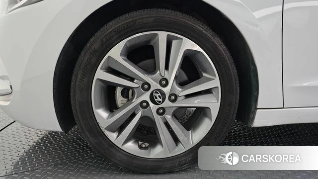 Hyundai Avante AD id 4605514 из Кореи 24