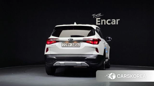 Kia Seltos id 4542021 из Кореи 24
