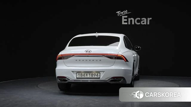 Hyundai The New Grandeur IG id 3954400 из Кореи 14