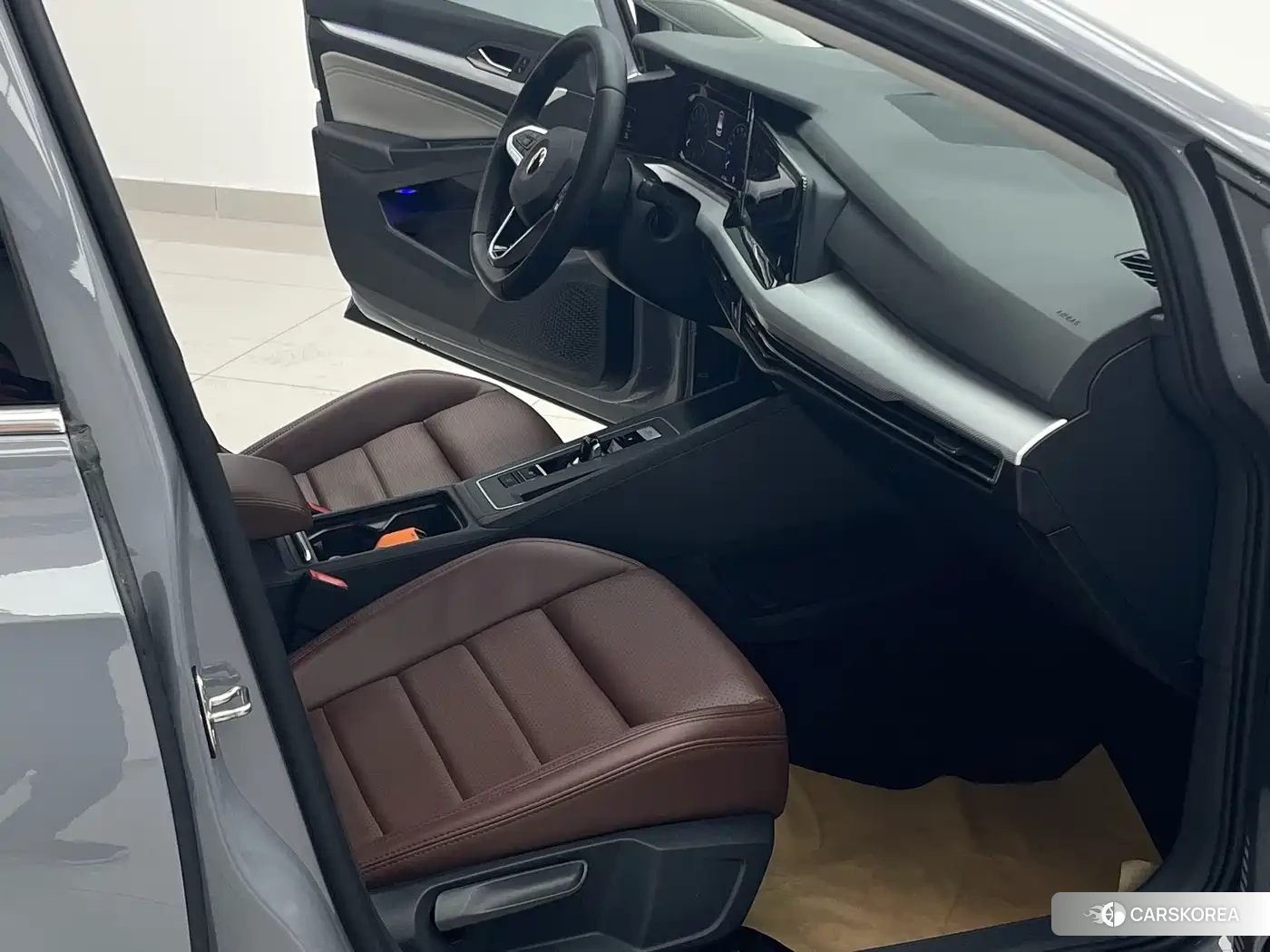 Volkswagen Golf id 4644601 из Китая 17