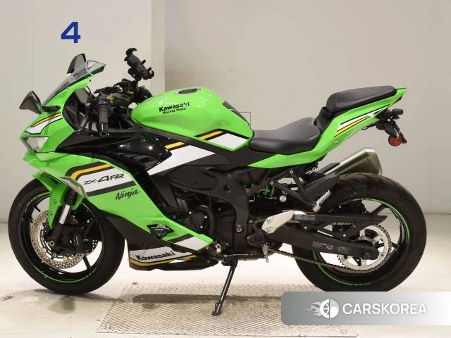 Kawasaki ZX-4RR 2025 из Японии